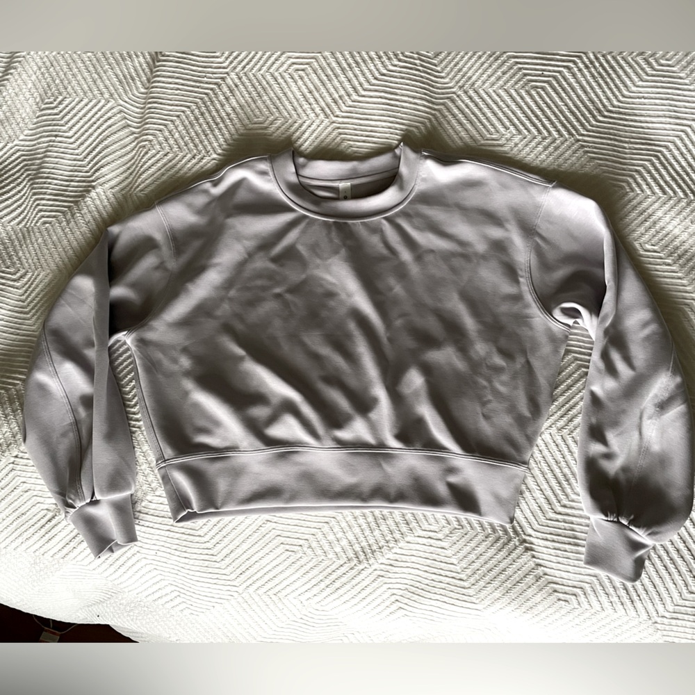Lululemon cropped crew neck sweatshirt